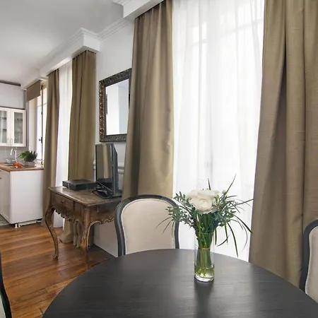 My Nest - Quartier Latin 宾馆